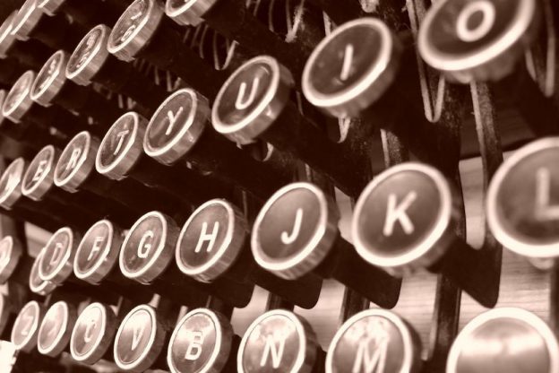 typewriter-1510114